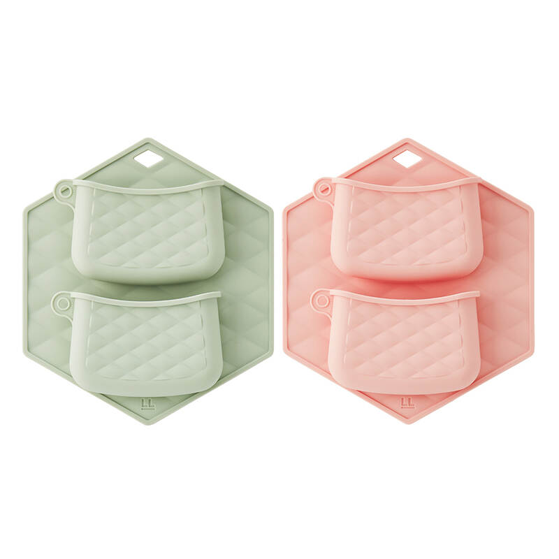 Bộ 1 Miếng L&oacute;t Nồi V&agrave; 2 Miếng L&oacute;t Tay Cầm Bằng Silicone Locknlock - 2 M&agrave;u (Xanh Mint, Hồng) - 10.7x6.7cm - CKT224S01 image number null